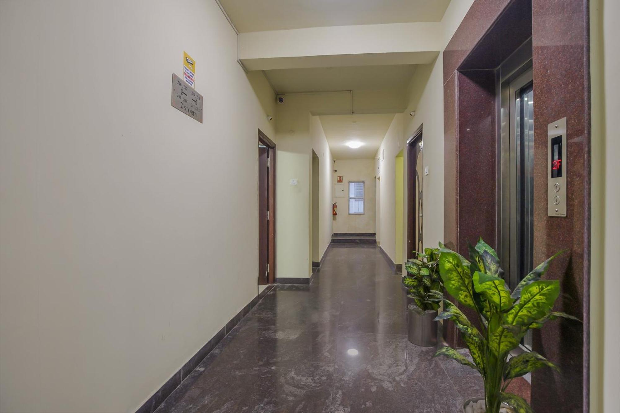 Super Hotel O Kelambakkam Kelambākkam Exterior foto